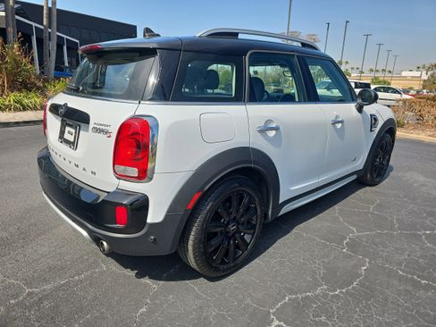 Used 2019 MINI Cooper Countryman S w/ Driver Assistance Package image 4
