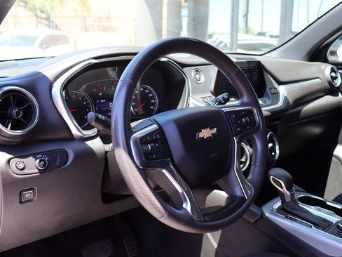 Used 2021 Chevrolet Blazer LT FWD image 39