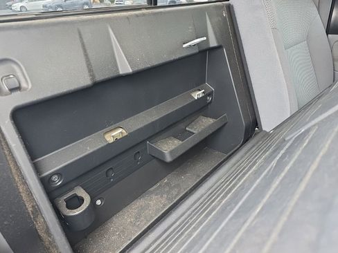 Used 2011 Toyota Tacoma PreRunner image 21