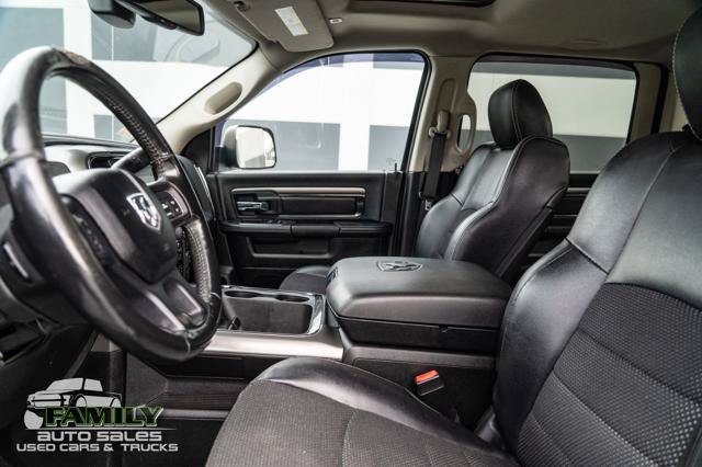 Used 2018 RAM 2500 Big Horn w/ Sport Appearance Group AWD/4WD image 25