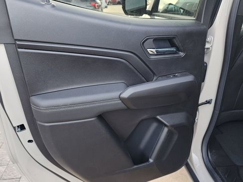 New 2026 GMC Canyon Elevation w/ Convenience Package image 42