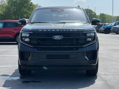 Certified 2025 Ford Expedition Active AWD/4WD image 52