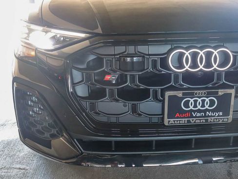 New 2026 Audi SQ8 Prestige AWD/4WD image 11