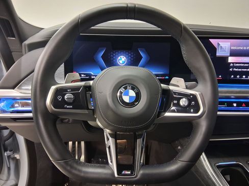 Used 2023 BMW 760i xDrive AWD/4WD image 14