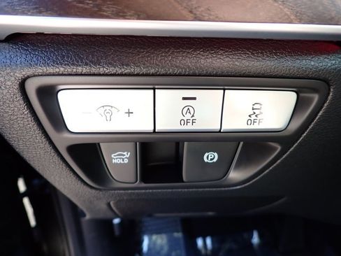 Used 2022 Genesis G80 2.5T w/ Prestige Package AWD/4WD image 18