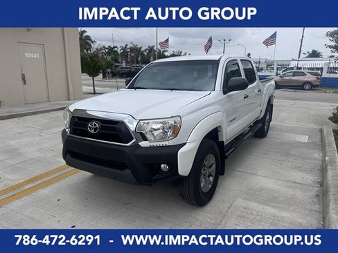 Used 2015 Toyota Tacoma PreRunner w/ SR5 Package RWD image 1