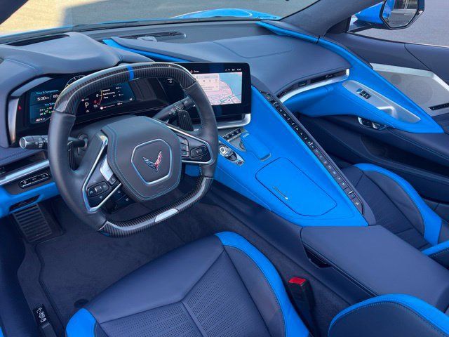 Used 2025 Chevrolet Corvette Z06 RWD image 18