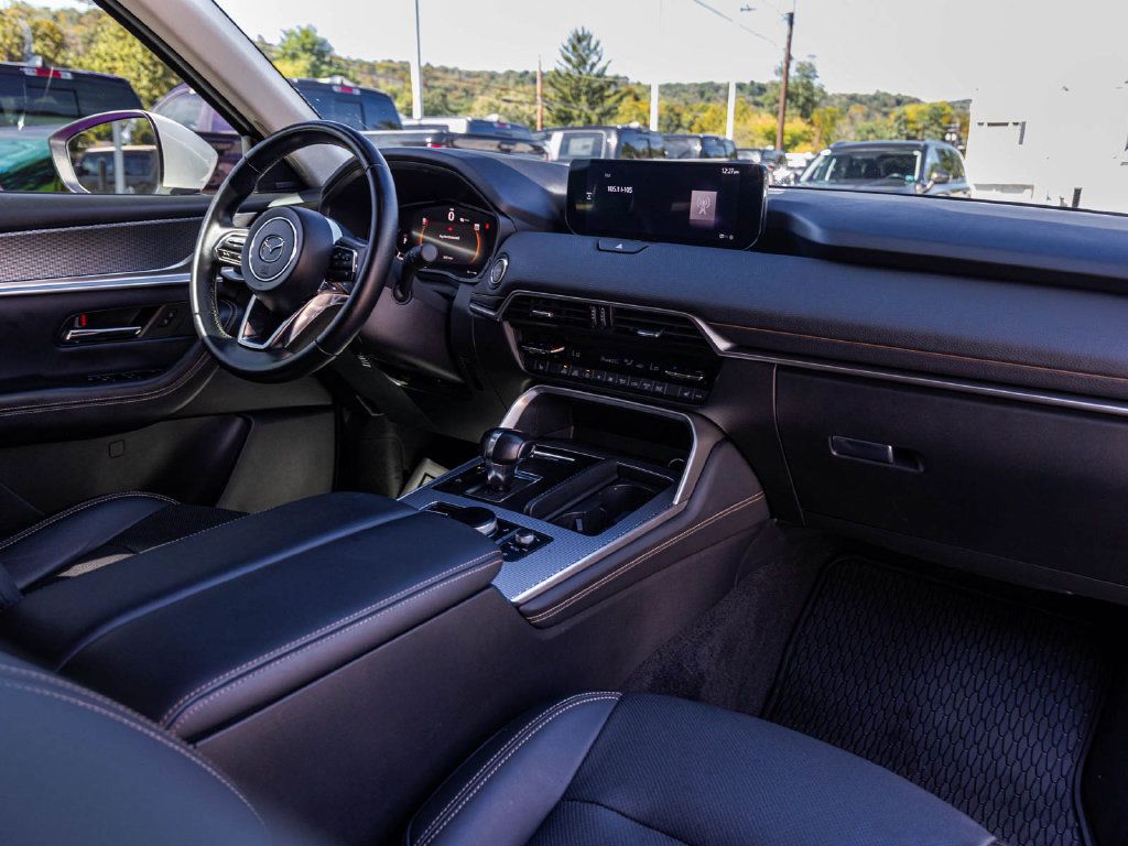Used 2024 MAZDA CX-90 Plug-In Hybrid w/ Premium Pkg AWD/4WD image 29