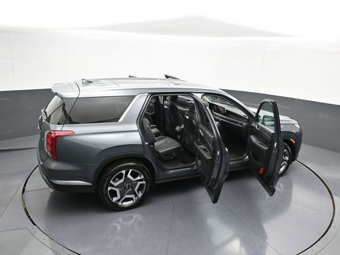 Certified 2025 Hyundai Palisade Limited image 50