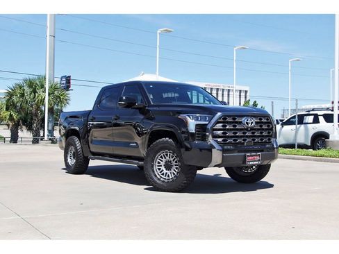Used 2023 Toyota Tundra Platinum image 1