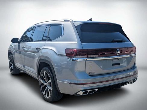 Used 2024 Volkswagen Atlas SEL Premium R-Line AWD/4WD image 5