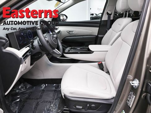 Used 2025 Hyundai Tucson SEL image 14