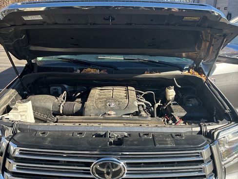 Used 2021 Toyota Tundra 1794 Edition image 9