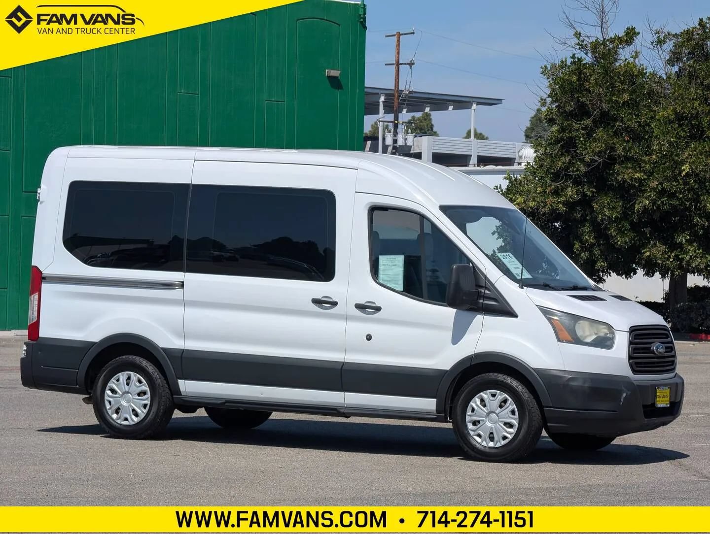 Used 2016 Ford Transit 150 XL RWD image 1