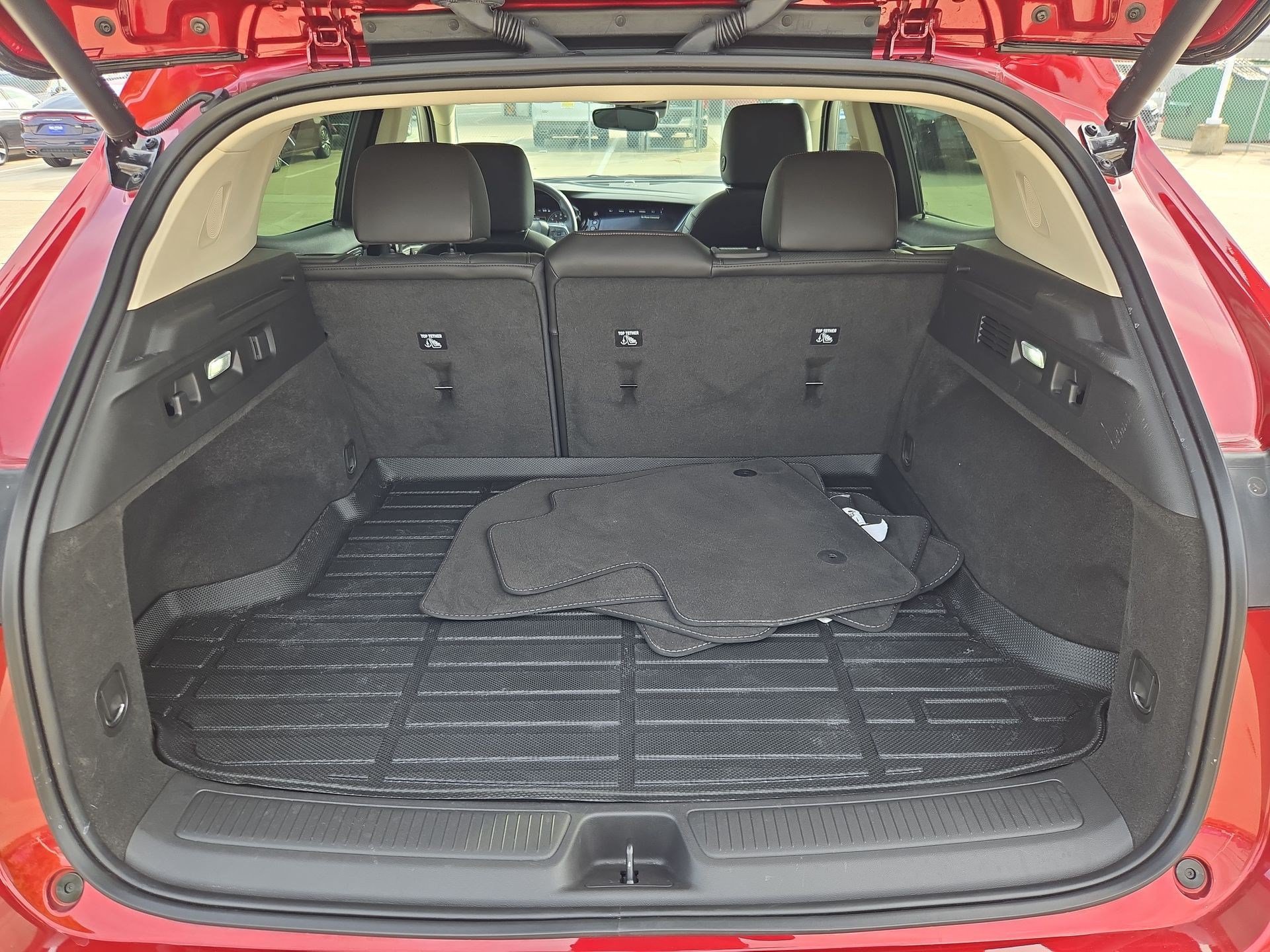Used 2023 Buick Envision Essence FWD image 28