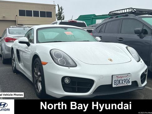 Used 2016 Porsche Cayman image 1