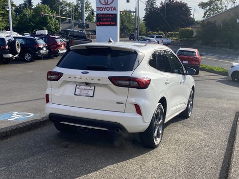 Used 2024 Ford Escape ST-Line Select AWD/4WD image 7