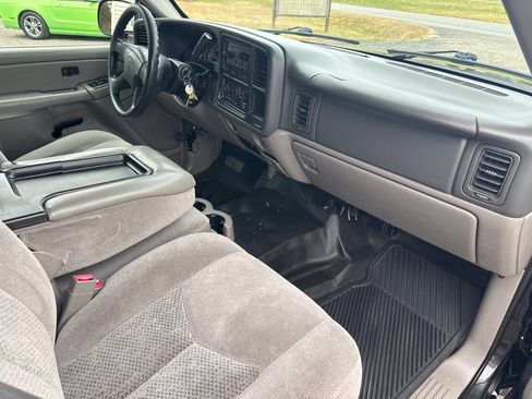 Used 2005 Chevrolet Tahoe 1500 w/ Skid Plate Package, Off Road image 24