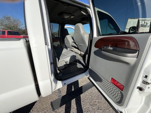 Used 2007 Ford F250 Lariat AWD/4WD image 29