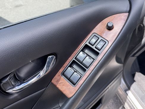 Used 2014 Nissan Murano LE w/ Platinum Edition Package AWD/4WD image 11
