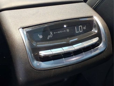 Used 2024 Cadillac XT6 Premium Luxury w/ LPO, Floor Liner Package AWD/4WD image 22