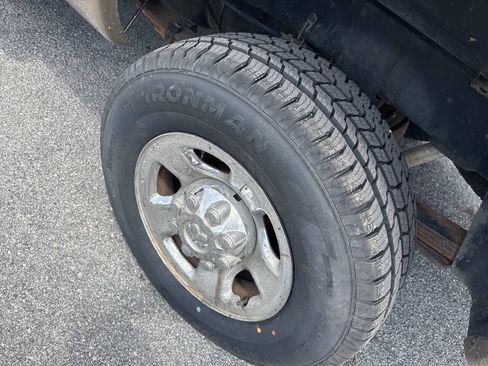 Used 2004 Dodge Ram 2500 Truck SLT w/ Off-Road Group AWD/4WD image 13