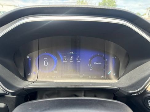 Used 2022 Ford Escape Titanium w/ Titanium Elite Package AWD/4WD image 18
