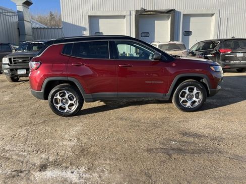 Used 2022 Jeep Compass Trailhawk w/ Trailhawk Convenience Group image 1