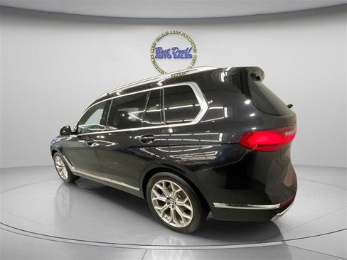 Used 2020 BMW X7 xDrive40i w/ Premium Package image 3