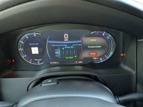 Used 2019 Cadillac Escalade Base image 29