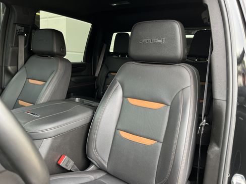 Used 2024 GMC Sierra 2500 AT4 w/ AT4 Premium Plus Package image 16