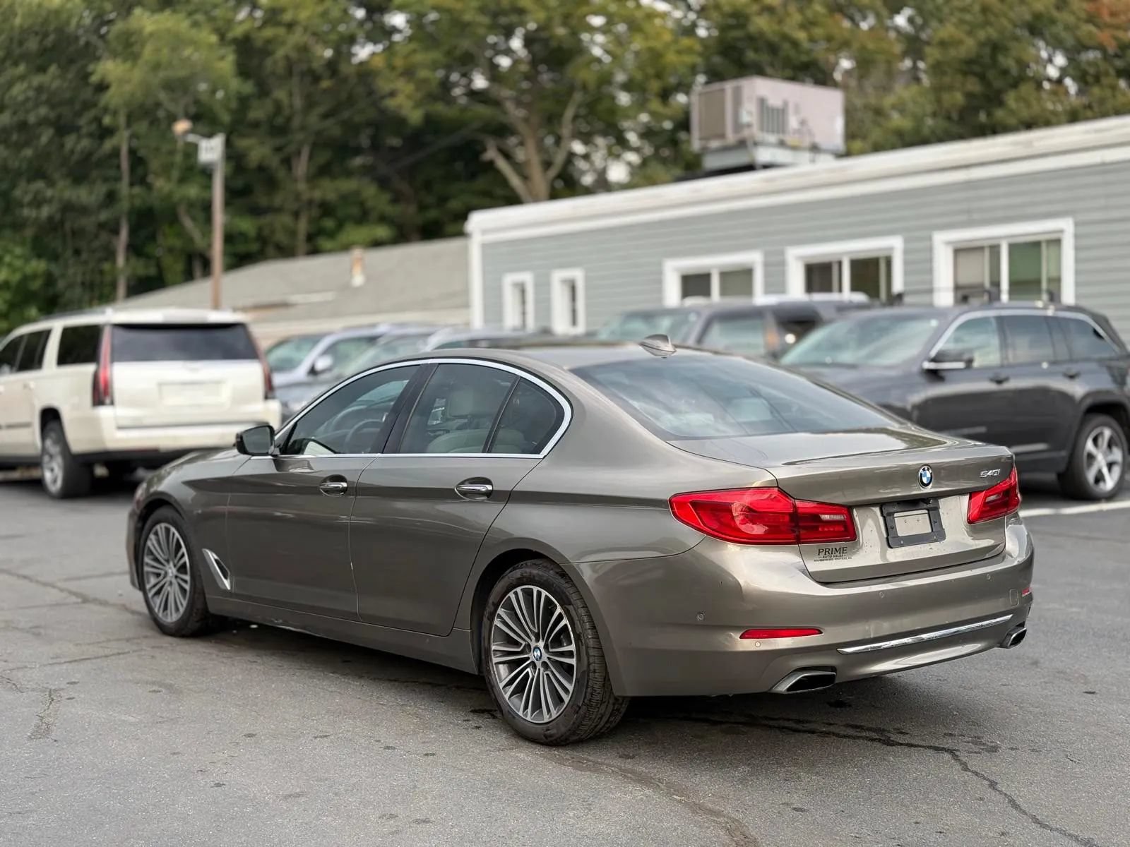 Used 2017 BMW 540i RWD image 6