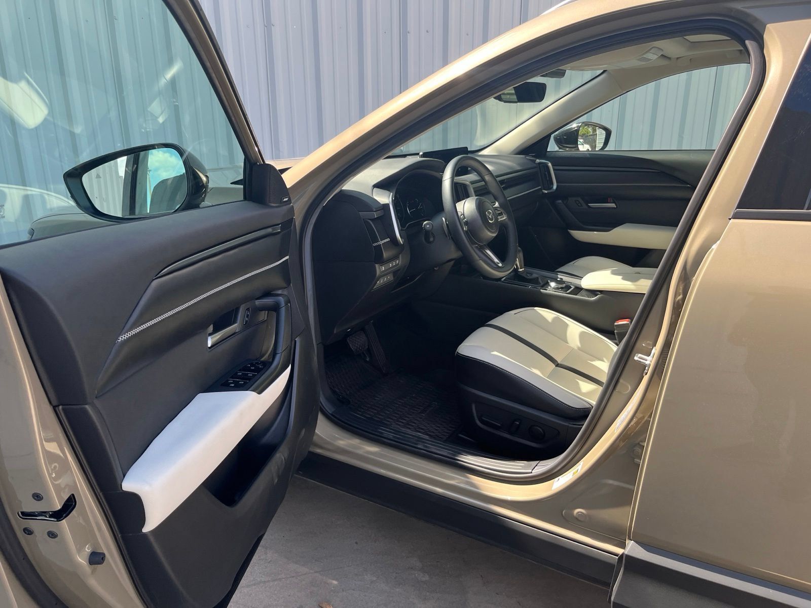 Certified 2026 MAZDA CX-50 AWD 2.5 S w/ Weather Package image 11
