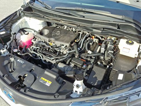 Used 2024 Toyota Sienna LE image 28