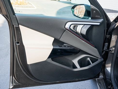 Used 2026 BMW X3 xDrive30 w/ Premium Package image 9