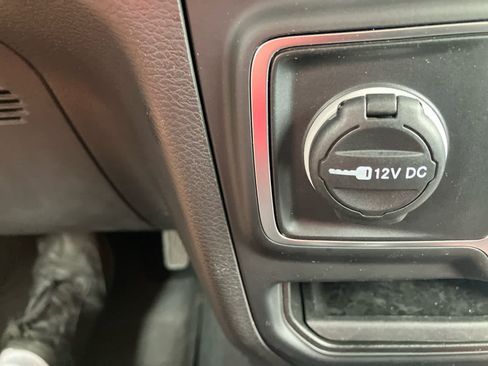 Used 2023 Jeep Wrangler Unlimited Sport AWD/4WD image 31