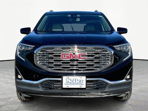 Used 2021 GMC Terrain SLT image 3