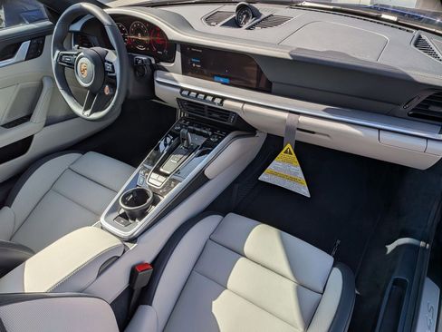 New 2026 Porsche 911 Carrera 4S image 27