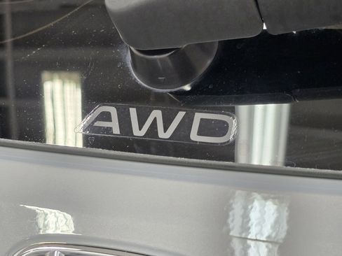 Used 2023 Subaru Impreza 2.0i Sport image 17