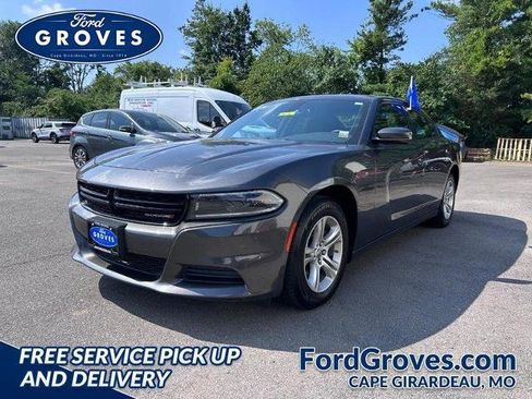 Used 2022 Dodge Charger SXT image 1