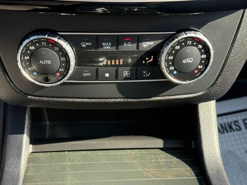 Used 2017 Mercedes-Benz GLE 350 4MATIC image 39