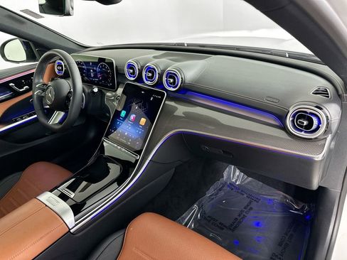 Used 2025 Mercedes-Benz C 300 Sedan image 30