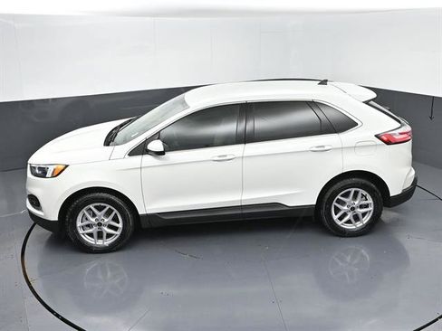 Certified 2024 Ford Edge SEL w/ Convenience Package AWD/4WD image 39