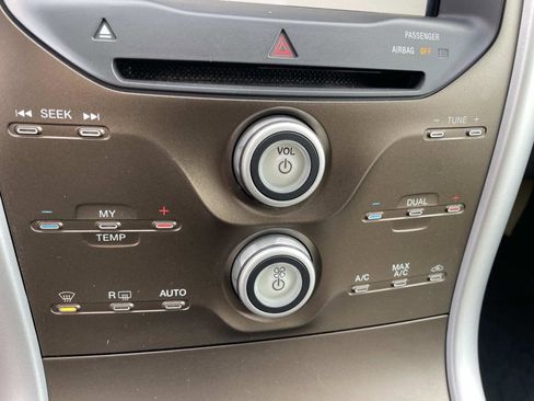 Used 2011 Ford Edge SEL w/ 202A Rapid Spec Order Code image 20