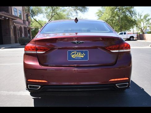 Used 2015 Hyundai Genesis 3.8 RWD image 8