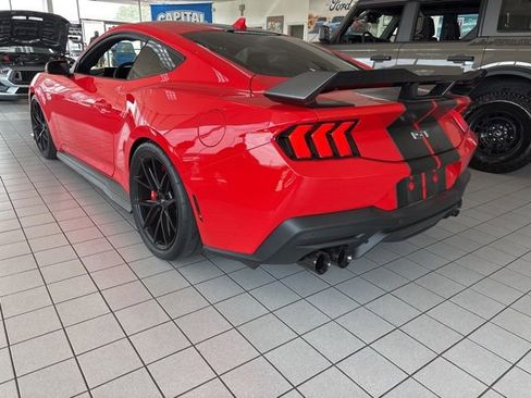 Used 2024 Ford Mustang GT Premium image 3