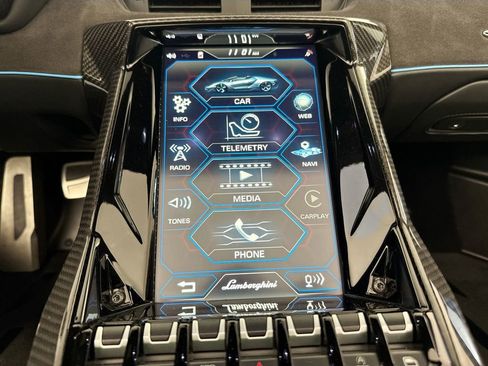 Used 2017 Lamborghini Centenario LP 770-4 image 15