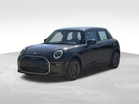 New 2026 MINI Cooper 4-Door Hardtop FWD image 9