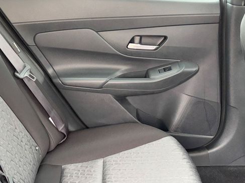 Used 2026 Nissan Sentra SV w/ SV Convenience Package FWD image 12