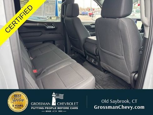 Used 2024 Chevrolet Silverado 1500 LT AWD/4WD image 24